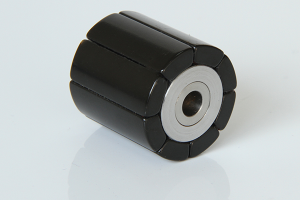 Acoplamientos magnéticos permanentes-rotor interno