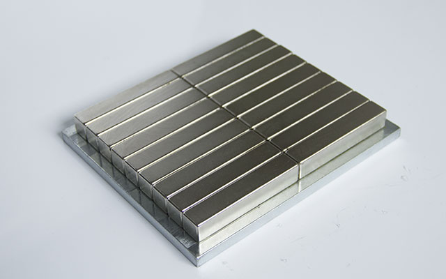 F165 * 140 * 8 mm Fuerza fuerte Halbach Linear Array