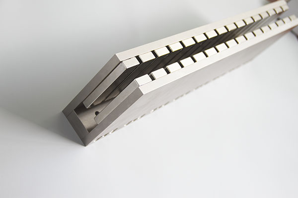 Guía de motor lineal sin hierro DX90